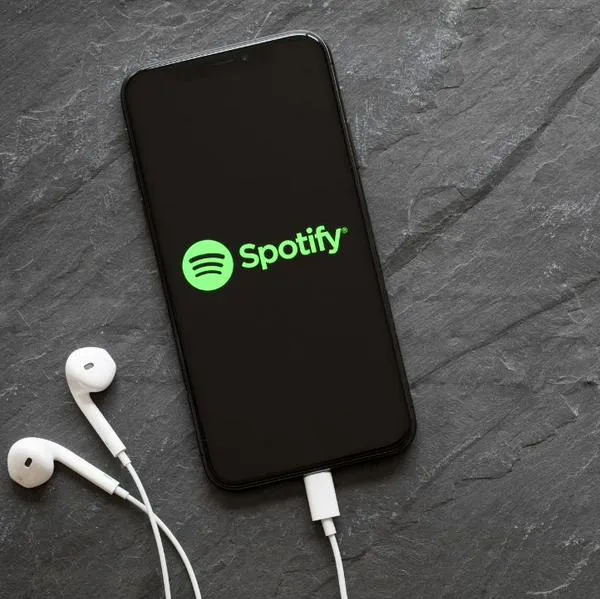 Spotify canceló cuentas de usuarios que utilizaban la aplicación de forma ilegal