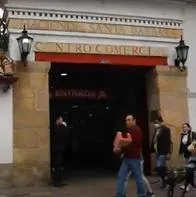 en nota de qué era Hacienda Santa Bárbara, centro comercial en Bogotá que tuvo dueño famoso