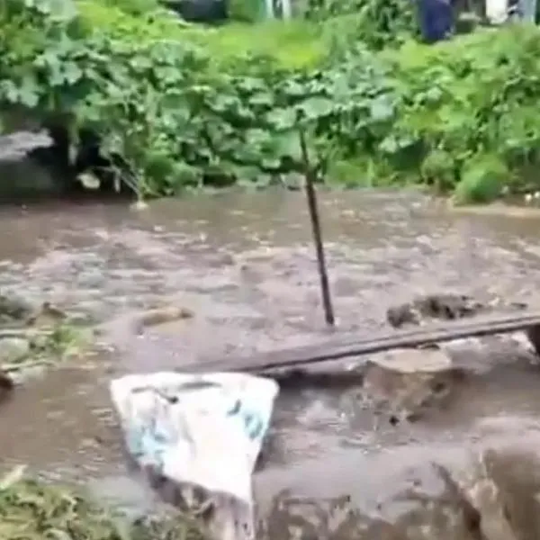 En este lugar ocurrió el desbordamiento de una quebrada que dejó a 4 niños atrapados, en Bogotá