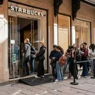 Starbucks puso nueva regla a clientes para estar en las tiendas: de qué se trata