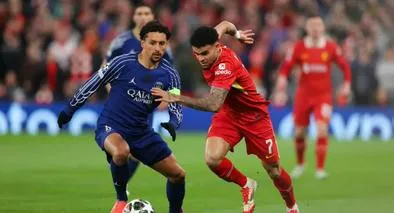 Luis Díaz no hizo nada contra PSG en Champions y Mailbox pide que lo reemplacen