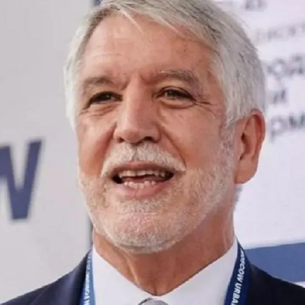 Enrique Peñalosa será candidato presidencial en 2026 e irá con partido