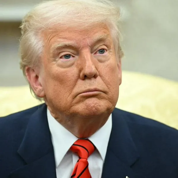 Donald Trump ataca de nuevo a migrantes y acude a antigua ley para deportar