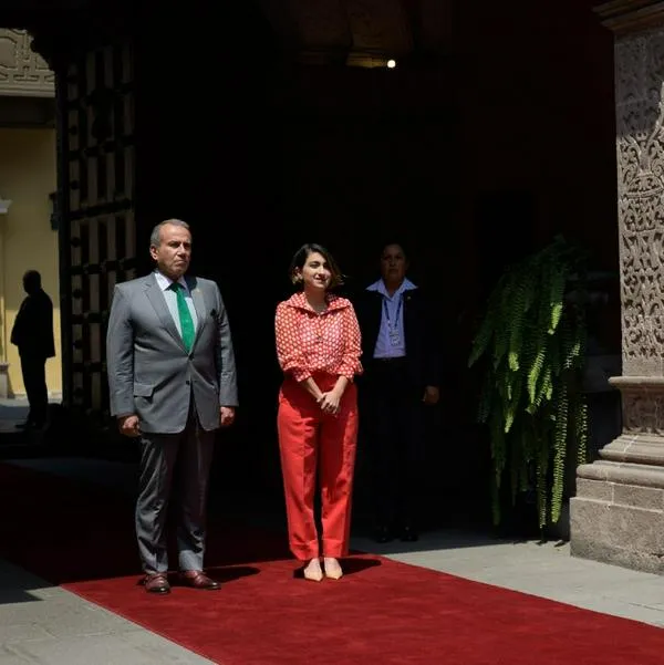 Colombia y Perú retoman relaciones bilaterales tras tensiones desde 2023