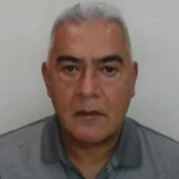 Destapan jugada que haría 'papá Pitufo' para que no lo extraditen desde Portugal a Colombia, por sus enredes con Petro y otros gobiernos. 