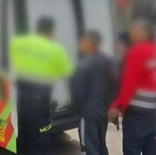 Roban gorra de $1 millón en TransMilenio y huyen en ciclomotor: conozca más