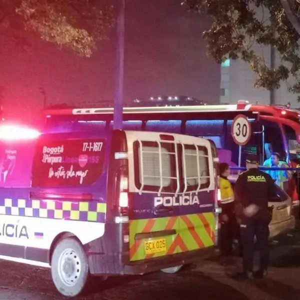 Riña entre dos conductores de flota deja un muerto por arma blanca en terminal de Bogotá