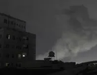 Los rebeldes hutíes intensifican su ofensiva tras bombardeos de Estados Unidos