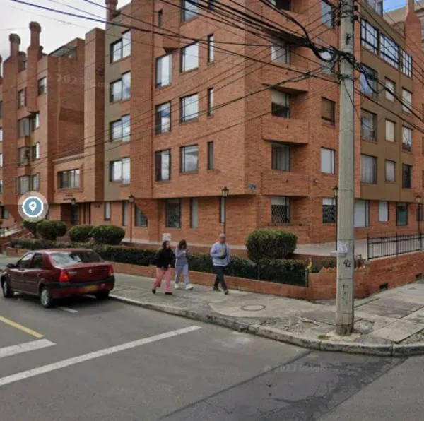 Robaron en conjunto de Cedritos (Bogotá): entraron a un apartamento y se llevaron más de 15 millones de pesos en pertenencias.