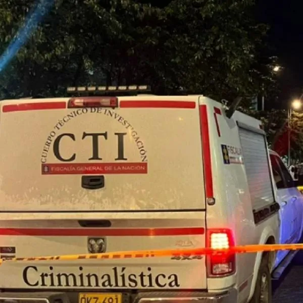 Nadie vio nada: extraño asesinato de joven que iba caminando y taparon con una sábana banca en el corregimiento de San Cristóbal, en Antioquia.