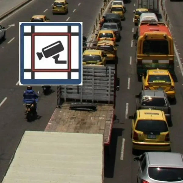Foto de señal de cámara, en nota de qué significa la señal azul con una cámara de video: nueva y ayuda a conductores