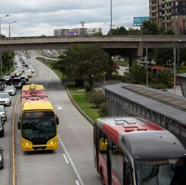Rutas de Transmilenio y SITP tienen retrasos por protestas en Bogotá este miércoles 18 de marzo