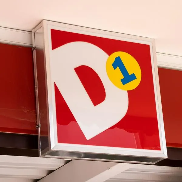 D1 sacó una plancha para el pelo a buen precio.
