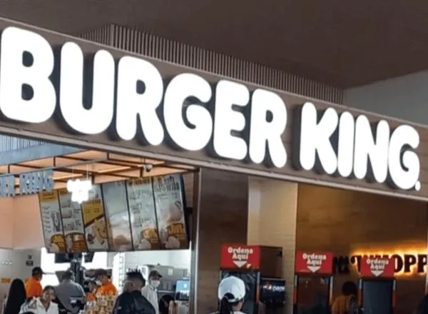 Burger King y JetSmart hacen alianza y podrán tener descuento en comida y vuelos