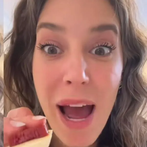 Video: Italiana probó queso con bocadillo y quedó paralizada con su sabor.