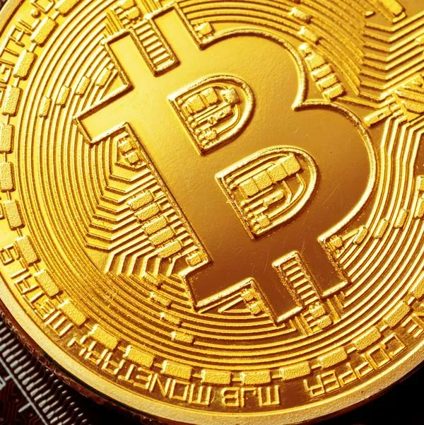 Bitcoin USD dólar hoy tiempo real en Colombia y por qué sigue cayendo así