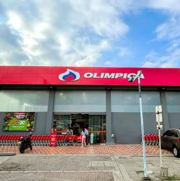 Olímpica abrió la canasta con ofertas para hacer mercado con descuentos del 40 %, 30 % y 20 % en productos de aseo, alimentos y bebidas. 