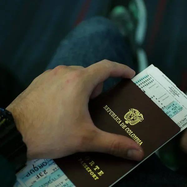 Pasaportes en Colombia: dudas sobre nuevo modelo y retraso afectaría a ciudadanos