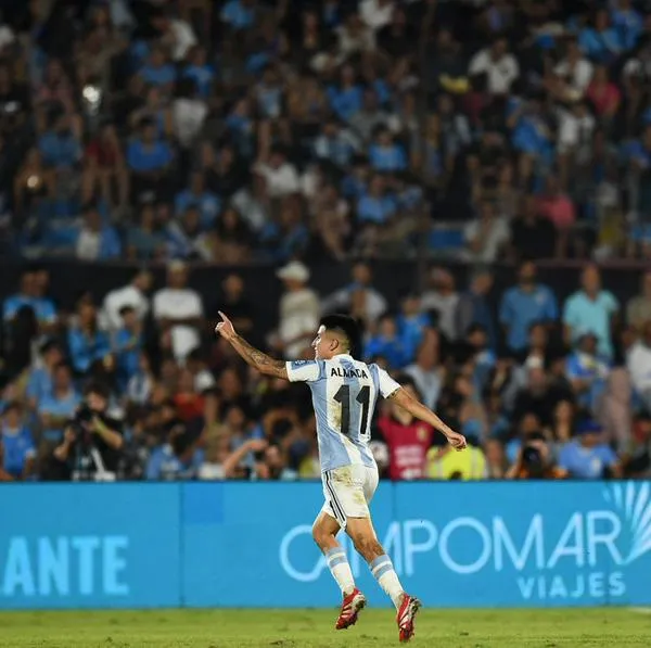 Thiago Almada hizo el gol en la victoria de Argentina contra Uruguay por la fecha 13 de las eliminatorias