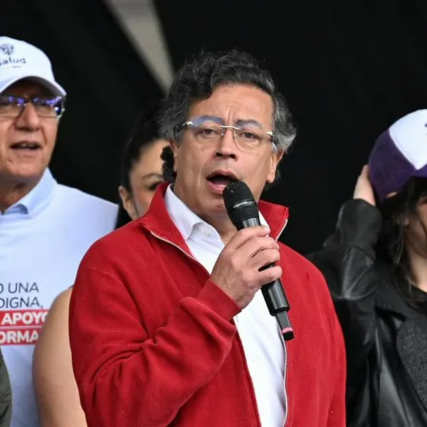 Pinzón contra Petro.