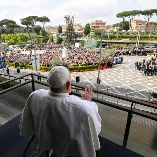 Papa Francisco re apareció públicamente: dio bendición y agradeció (video)