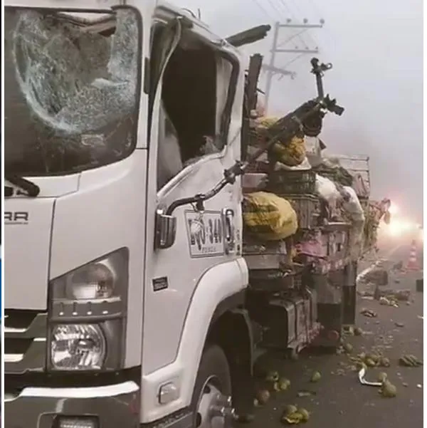 Accidente en la vía Tunja-Bogotá hoy: así quedaron los carros.