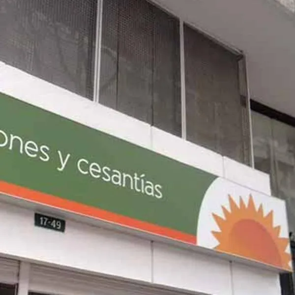 Porvenir y aviso a trabajadores mayores de 30 años por semanas cotizadas