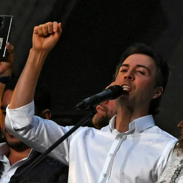 Daniel Quintero Calle se lanza a la presidencia. 