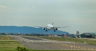 Avión que llevaba dos horas de vuelo tuvo que devolverse por insólita razón