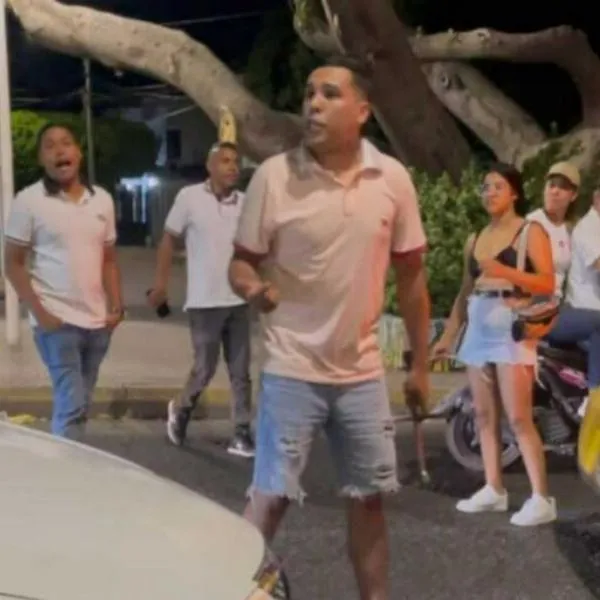 Taxista atacó con cruceta a pasajero que vomitó y no le quiso pagar la lavada