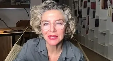 Margarita Rosa de Francisco dio a conocer que tendrá que someterse a varias cirugías de reemplazo en su cadera y ambas rodillas