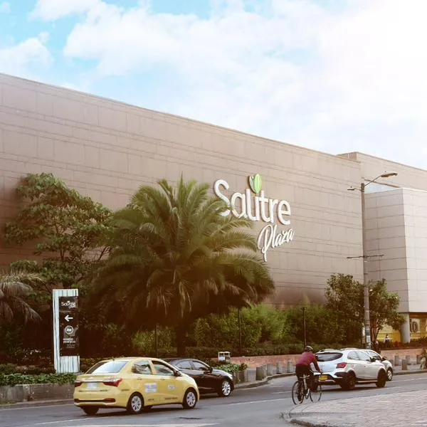 Local en Salitre Plaza.
