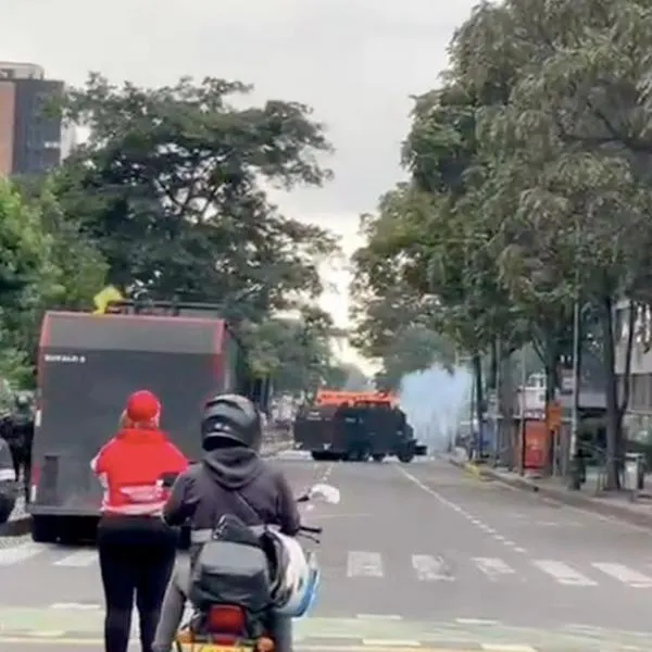 Disturbios en U. Pedagógica obliga a cambio de rutas en Transmilenio y SITP