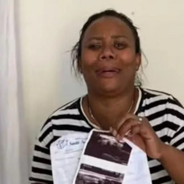 Mujer asegura haber quedado embarazada por videollamada y amenaza con ir a la fiscalía