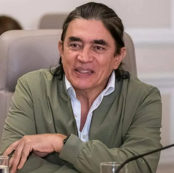 Gustavo Bolívar lidera nueva encuesta de Invamer y le siguen Vicky Dávila y Sergio Fajardo