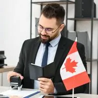 Les dicen a colombianos qué perfiles buscan en Canadá para obtener trabajo y becas (legal)