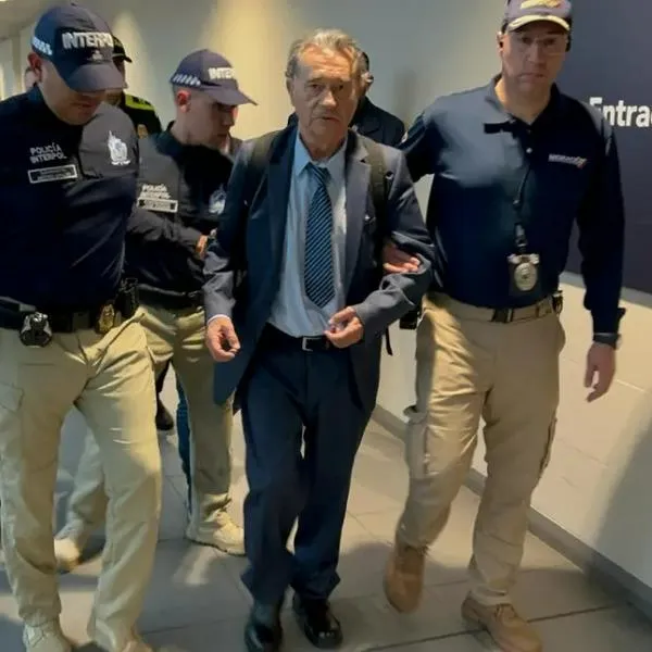 Carlos Lehder: las primeras imágenes de la llegada del excapo del cartel de Medellín a Colombia