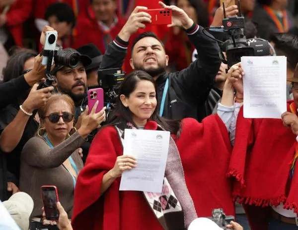 La izquierdista Luisa González se alía con indígenas para el balotaje ante Noboa