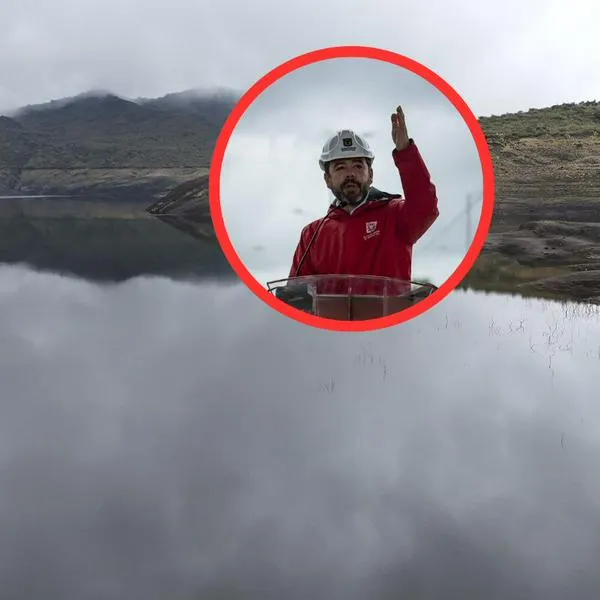 ¿Levantarán racionamiento de agua en Bogotá? El alcalde Carlos Fernando Galán y el director de la CAR están cerca de tomar decisión. 