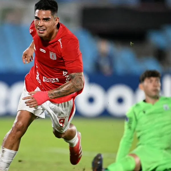 Luis Ramos celebrando su gol con América de Cali en Copa Sudamericana.