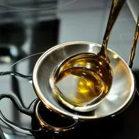 Foto de aceite de cocina, en nota de dónde se puede botar aceite de cocina usado en Bogotá: estos puntos de reciclaje