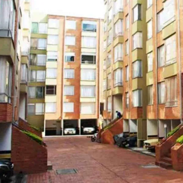 Previenen quienes viven en conjuntos en Colombia por despido administrador