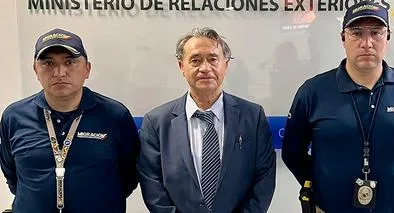 Carlos Lehder revela la cifra de cuánto dinero tiene en el bolsillo, luego de salir de la cárcel en la que estuvo más de 30 años en Estados Unidos. 