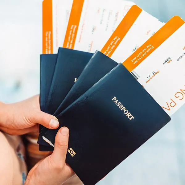 Pasaporte azul, en nota sobre qué países de Latinoamérica lo tienen de ese color