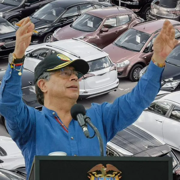 Petro y carros en Colombia