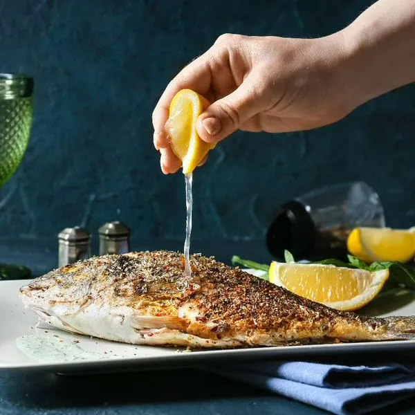 Foto de pescado, en nota de cuál es el pescado más barato en Colombia en Semana Santa 2025, según Corabastos