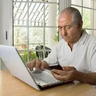 Pensionados en Colombia siguen trabajando luego de jubilarse: ¿qué está pasando?