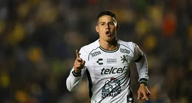 James Rodríguez con el León