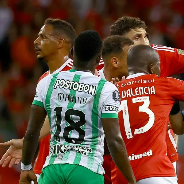 Marino Hinestroza, expulsado Atlético Nacional