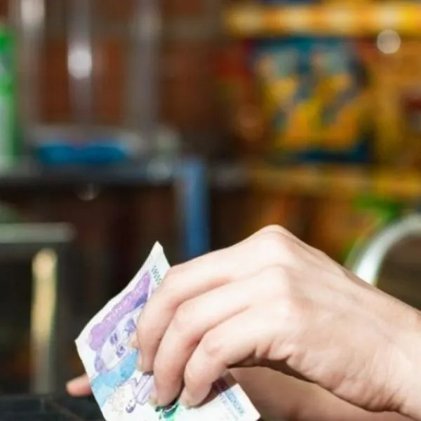 Comerciantes de Riohacha toman medida por billetes robados en aeropuerto